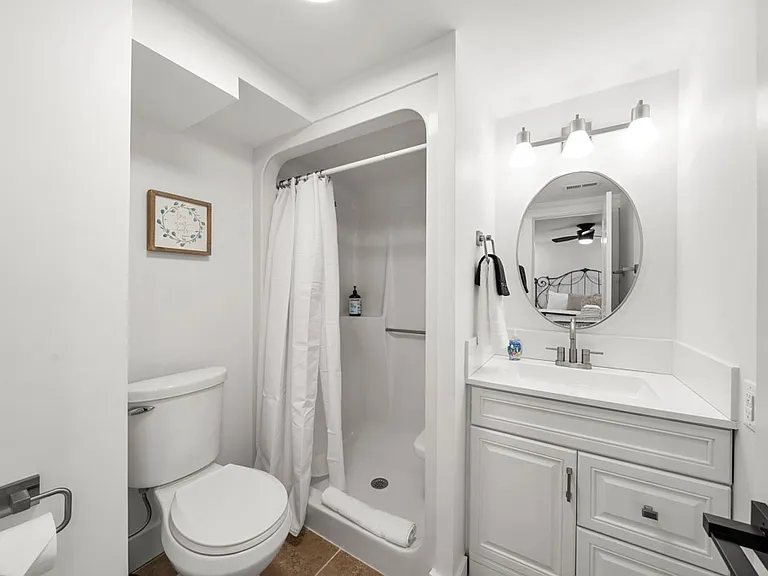 235 Royal Pines Dr — Photo 47