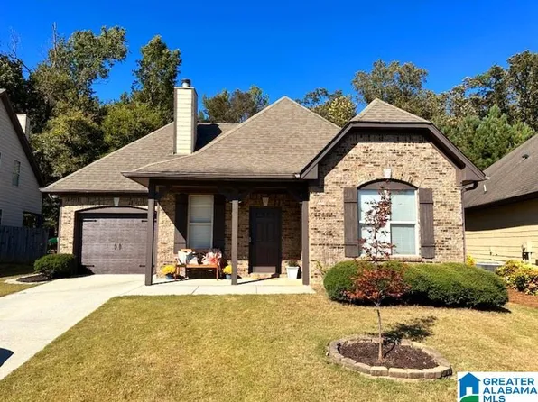 1174 Washington Dr, Moody, AL 35004
