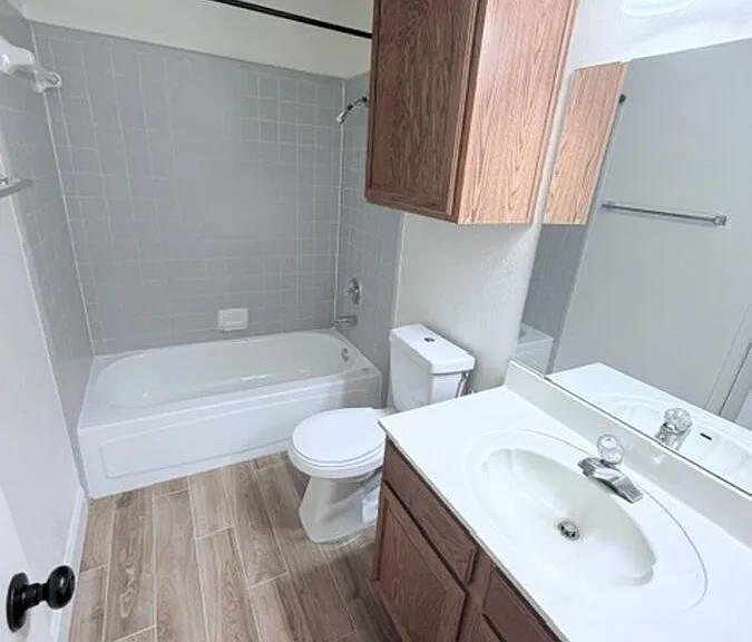 401 Moccasin Dr — Photo 27