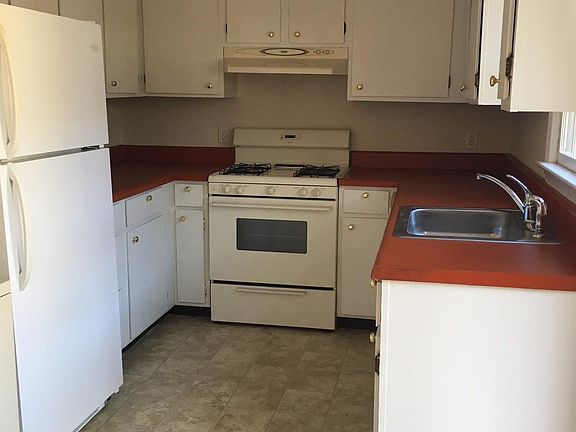 4th image of 3501 Fort Ave APT 1