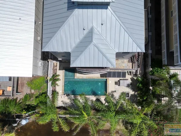 119 E Red Snapper St, South Padre Island, TX 78597