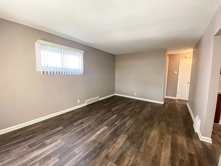 5728 - 5730 N 65th (Duplex) — Photo 1