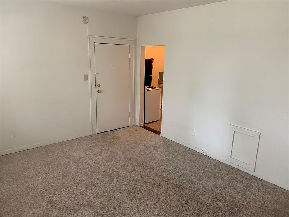1st image of 3808 Stanford St #3