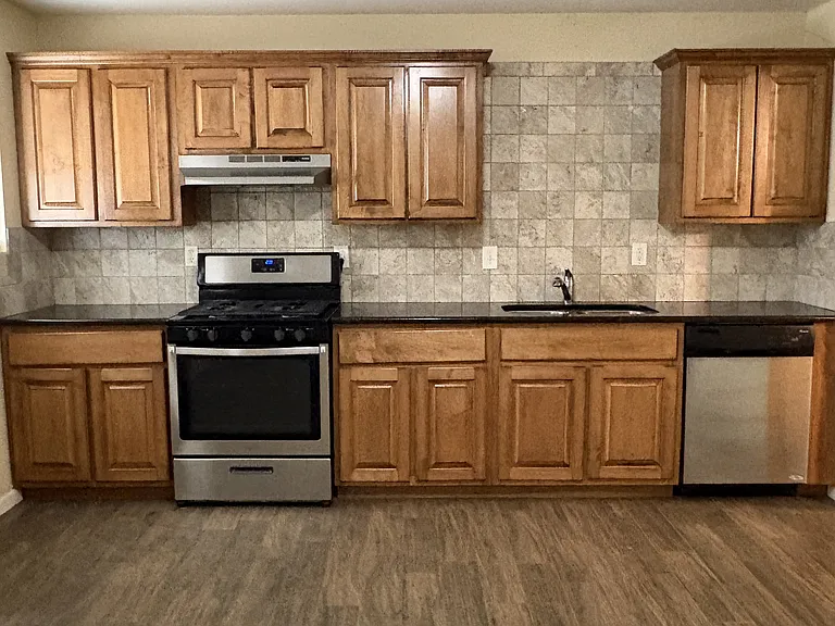 4419 N Hein Rd #3 — Photo 1