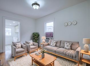 38 Humberside Ave #2, Toronto, ON M6P1J7