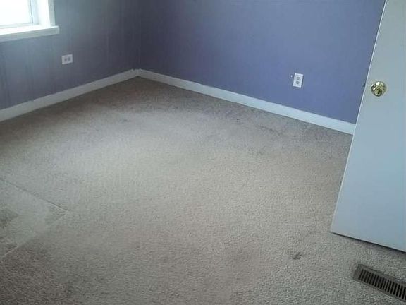 2nd image of 3906 Jewell Ave