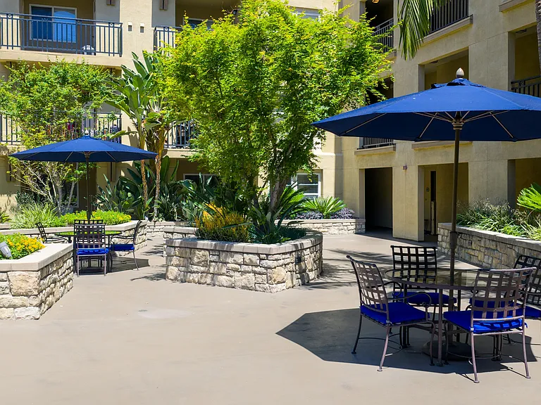 55+ Community - FountainGlen Pasadena — Photo 8
