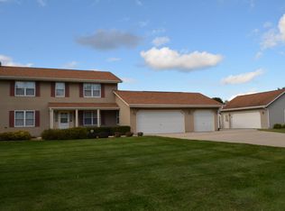 4196 Lamplighter Ln, Colgate, WI 53017