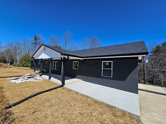 5th image of 1232 Hilltown Rd