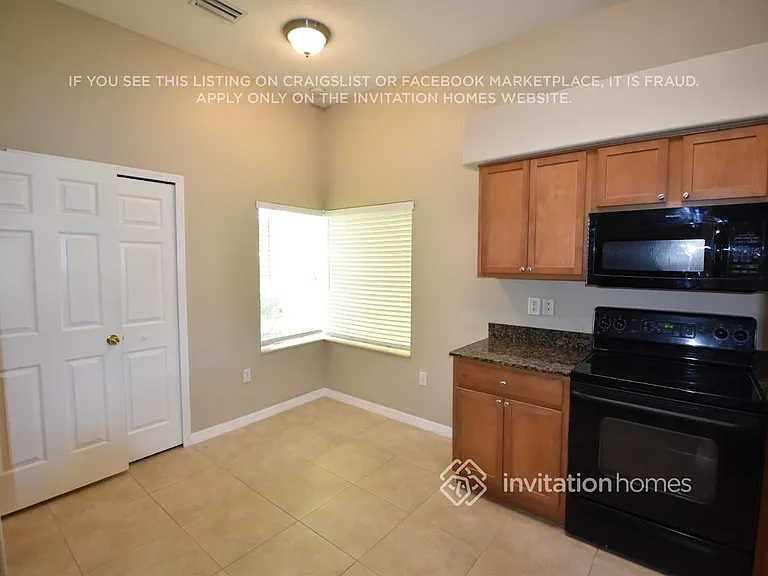 7205 Royal George Ct — Photo 5