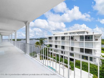 2150 Ibis Isle Rd #PENTHOUSE 4, Palm Beach, FL, 33480