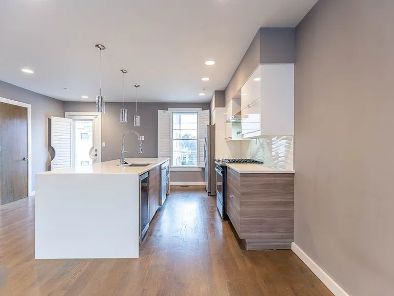 1330 Montello Ave NE #1 — Photo 15