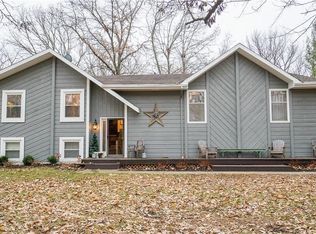 20008 S Pickering Rd, Belton, MO 64012