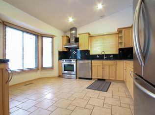 4105 Pepperwood Trl, Minnetonka, MN 55305