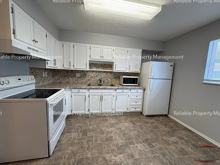 255 E Main St #22 — Photo 11