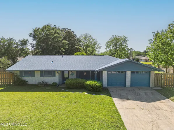 606 Forest Ave, Long Beach, MS 39560