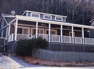 752 Dillard Rd, Sylva, NC 28779