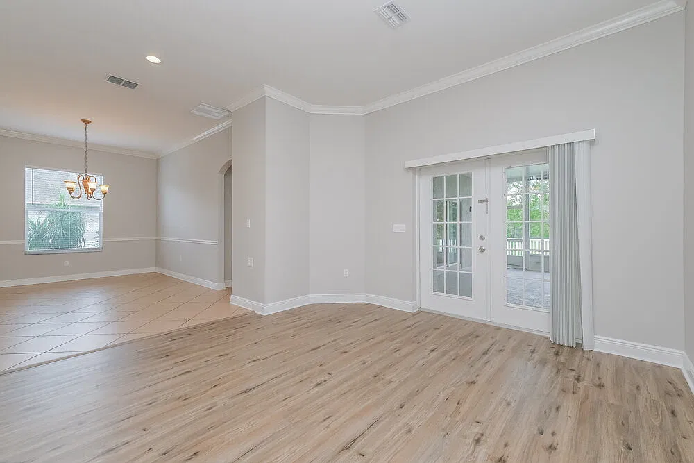 4 bed, 2.0 bath, 2268 sqft, $2,630 — Photo 3