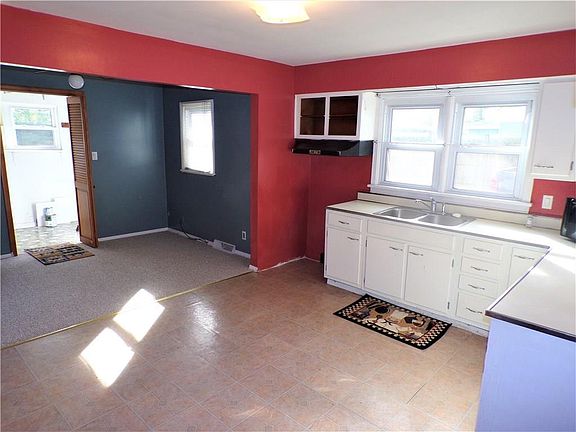 4th image of 8212 N Redbird Dr
