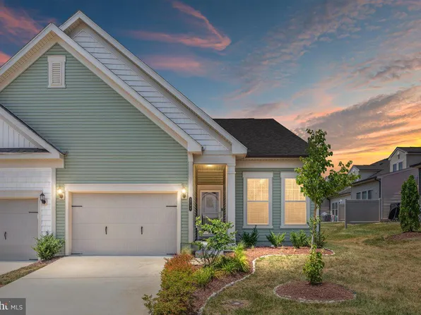 6794 Begonia Ln, Haymarket, VA 20169