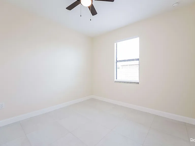 1125 Capp Ave — Photo 11