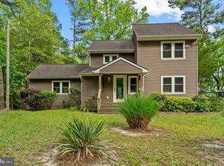 176 Armed Forces Dr, Montross, VA 22520