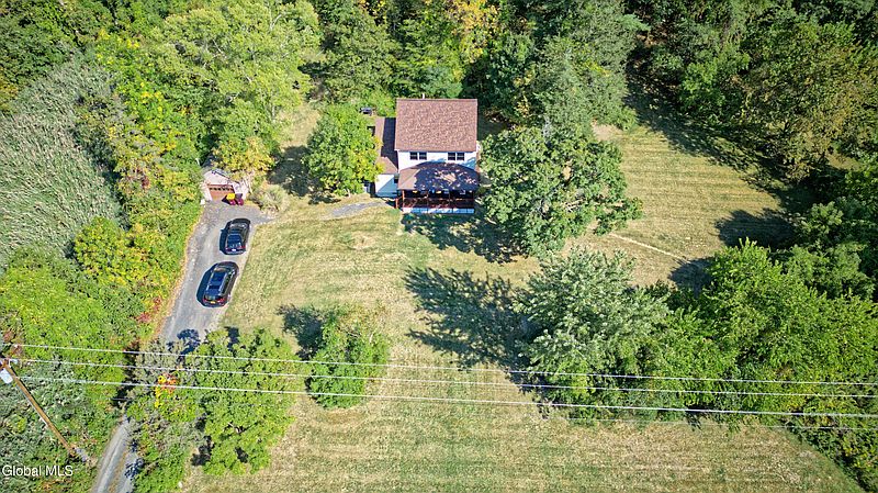 4th image of 3580 River Road