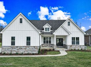 204 Cherokee Dr, Shelbyville, KY