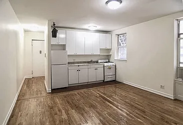 Rented by Cooper & Cooper Real Estate