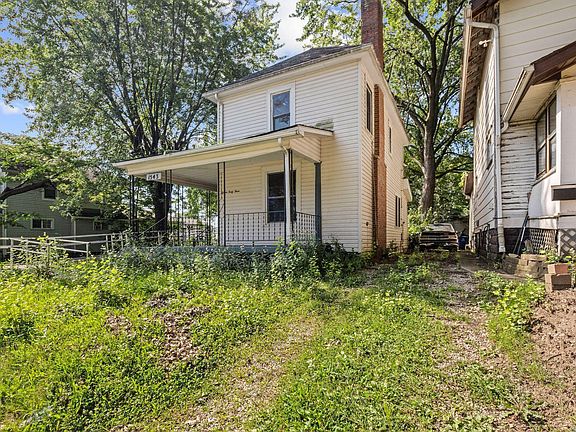3rd image of 1543 Manchester Ave