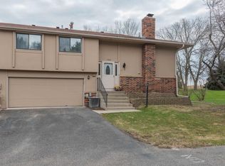 11925 71st Pl N, Maple Grove, MN 55369