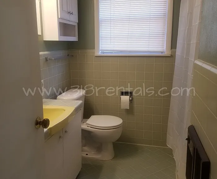 510 E Southfield Rd — Photo 8