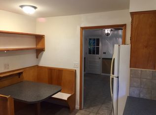 861 Case Cove Rd, Candler, NC 28715