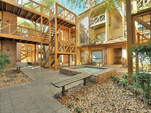 2nd image of 806 W 24th St APT 104