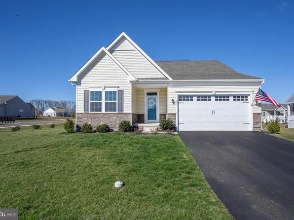 935 Robinson Rd, Townsend, DE 19734