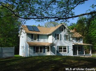 60 Bellevue Rd, Highland, NY 12528