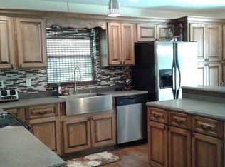 680 E Oklahoma Ave, Labelle, FL 33935