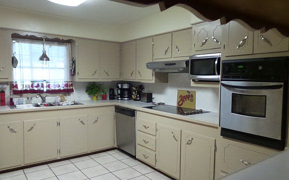 2nd image of 4268 Country Dr