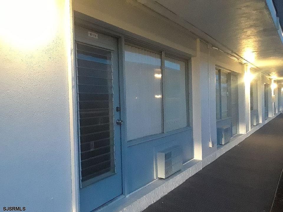 2nd image of 3501 Atlantic Ave #B111