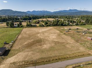 1575 W Hendrickson Rd, Sequim, WA 98382