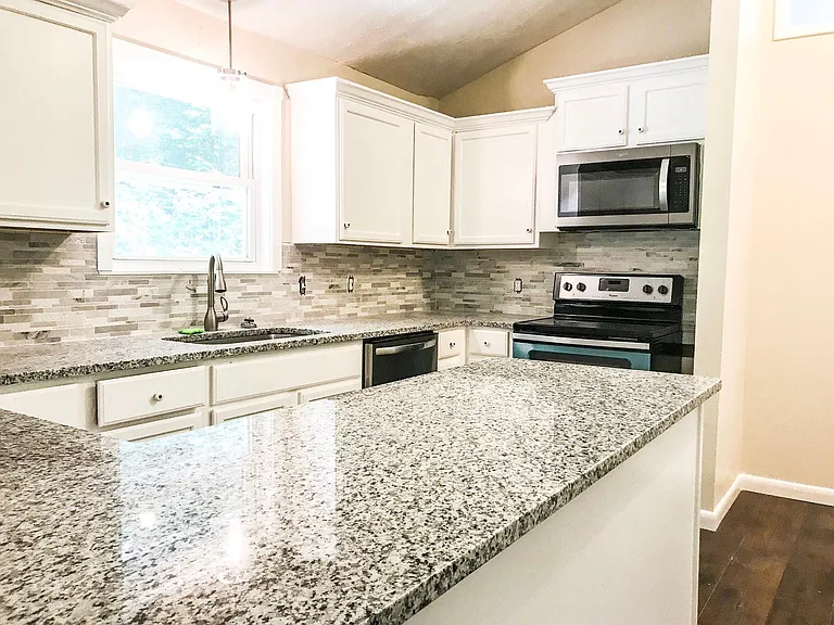 246 Gum Hollow Rd — Photo 3