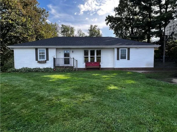 250 W 10th Avenue, Stanley, WI 54768
