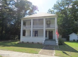 658 Main St, Chipley, FL 32428