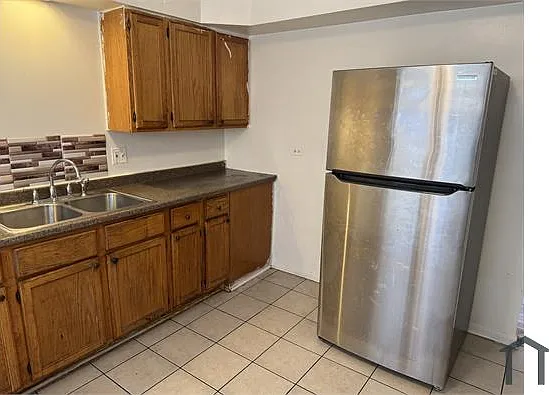 1 bed, $1,090 — Photo 2