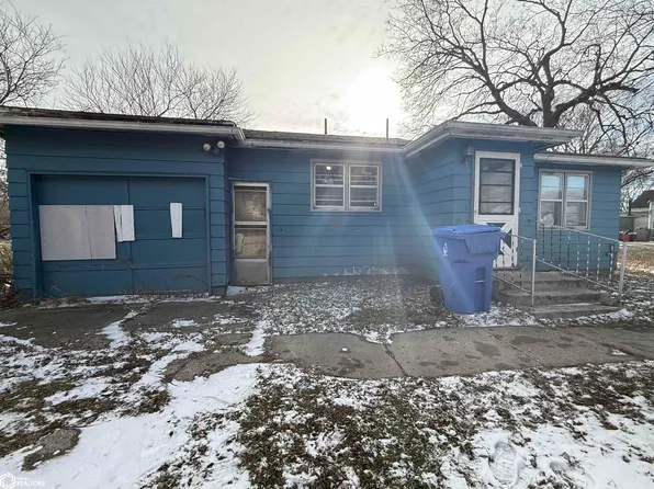 203 E Perry St, Jefferson, IA 50129