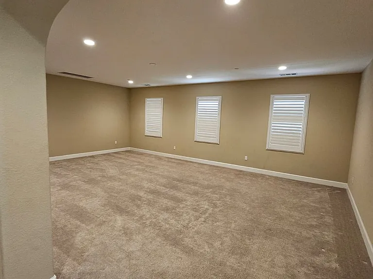 1426 Como Dr — Photo 13