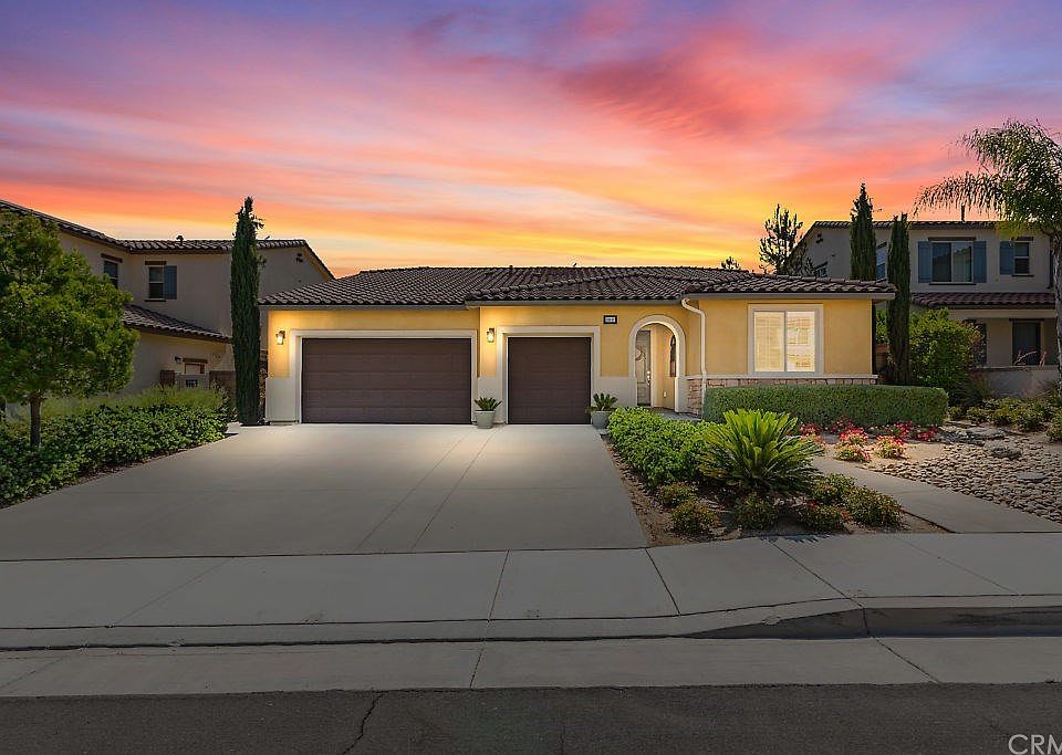 1st image of 36697 Hermosa Dr