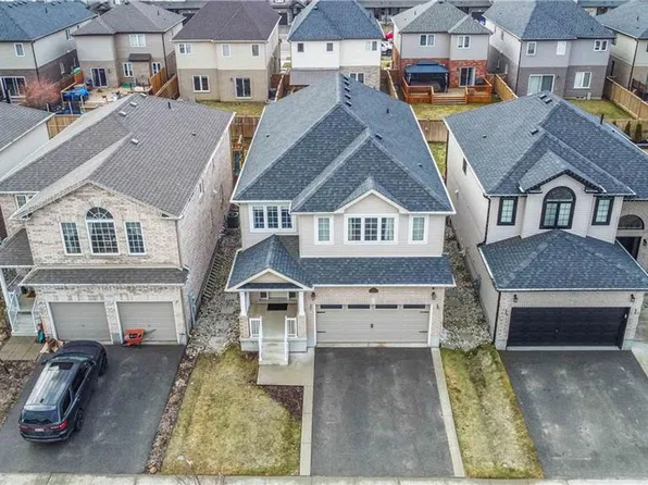 13 Crawford Pl, Brant, ON N3L 0A6