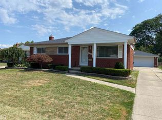 27448 Haverhill Dr, Warren, MI 48092