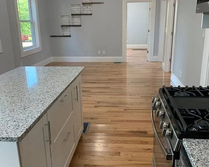 952 26th Ave NE #1 — Photo 5